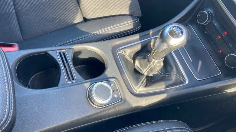 Mercedes-Benz GLA 180 Urban Edition 5dr Petrol Hatchback